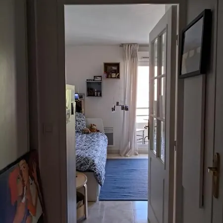 L'instant 니스